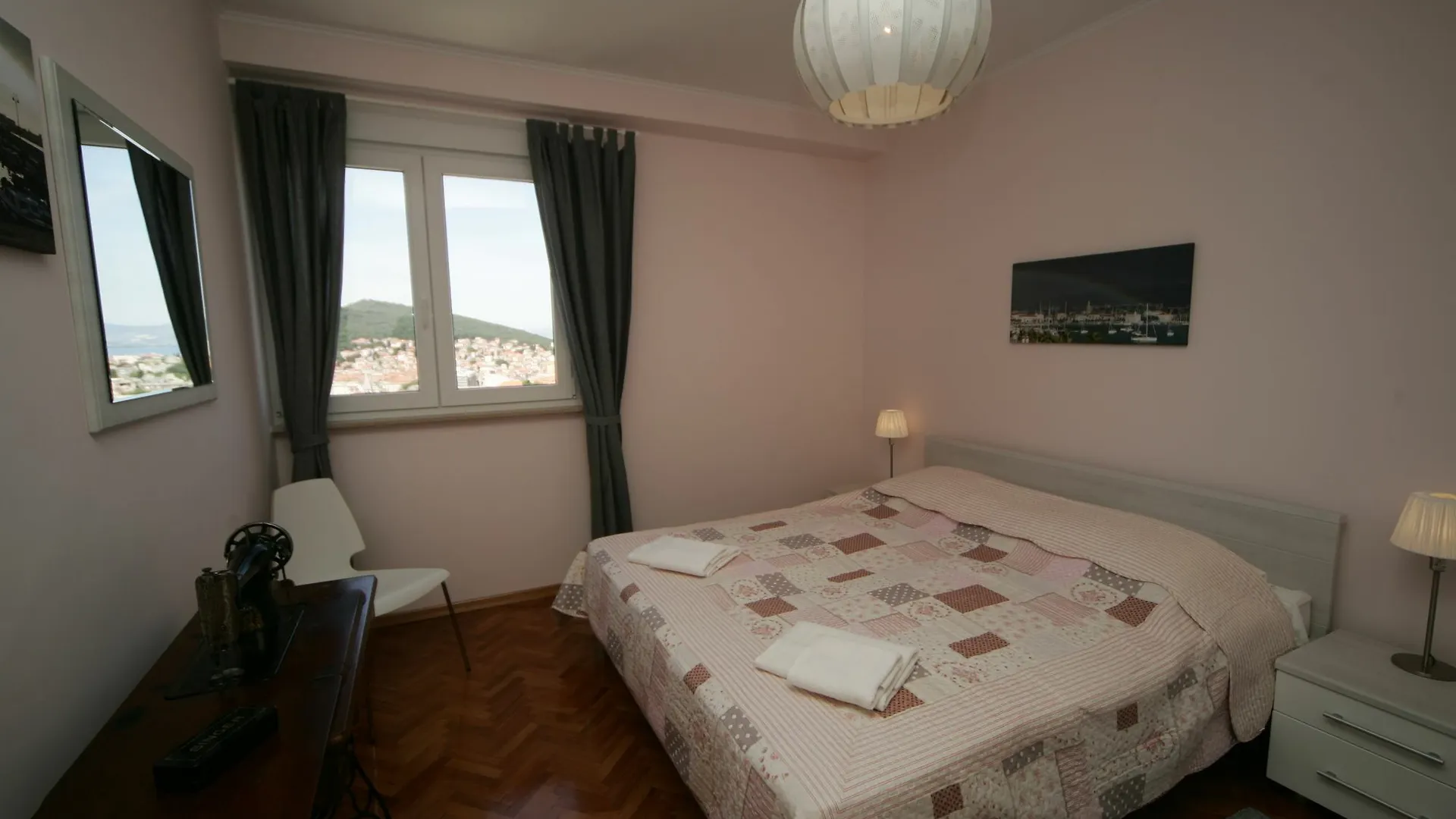 Split Center Apartment'S